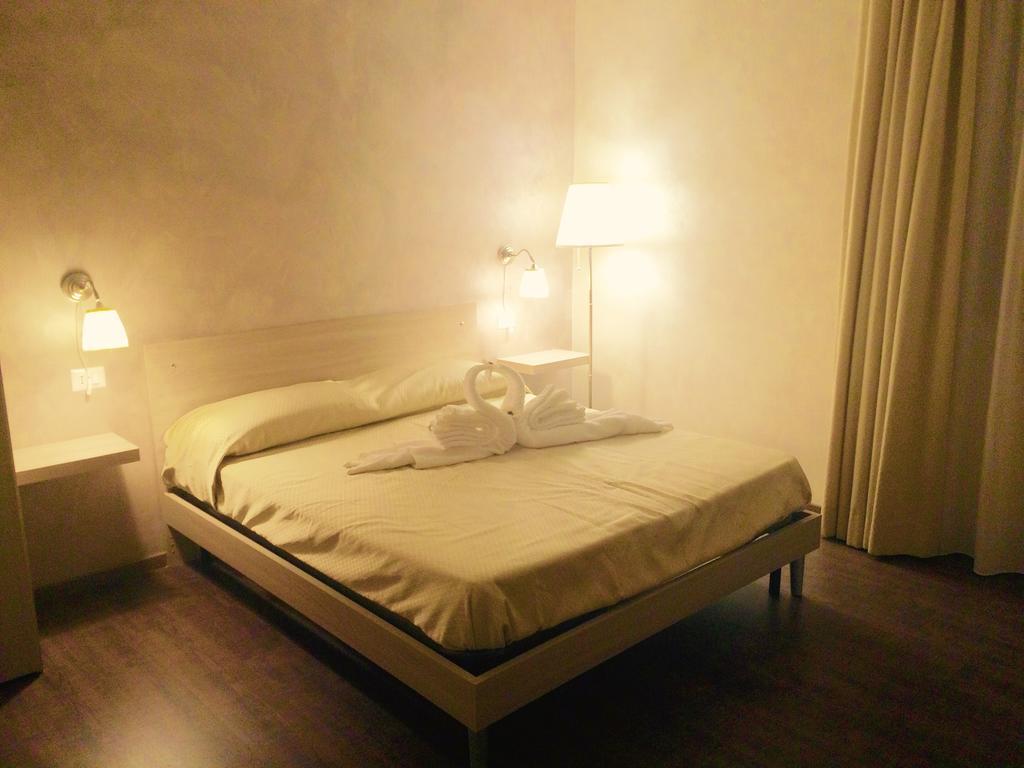 No Stress Affittacamere Rom Exteriör bild